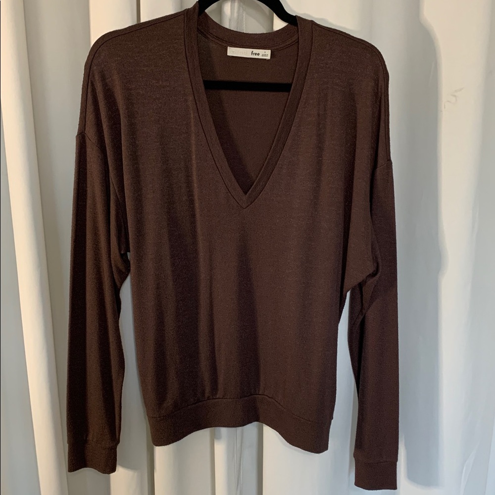 Wilfred Dark Mauve/Brown V-Neck Sweater
